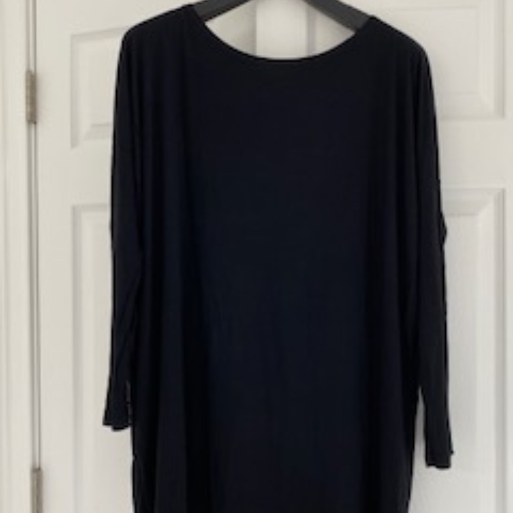 PIKO  black top Medium Long Sleeve